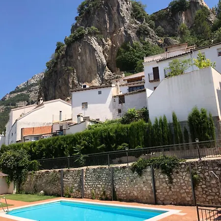 Con Vistas A La Piscina Y Al Castillo Templario Apartment